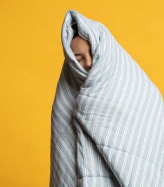 Winterdecke: Daunen, Wolle oder Synthetik — was wärmt wirklich am besten? Winterdecke: Daunen, Wolle oder Synthetik — was wärmt wirklich am besten?