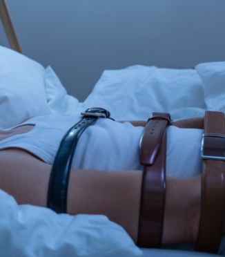 Schlaflähmung: Was ist das, warum tritt sie auf und ist sie gefährlich? Schlaflähmung: Was ist das, warum tritt sie auf und ist sie gefährlich?