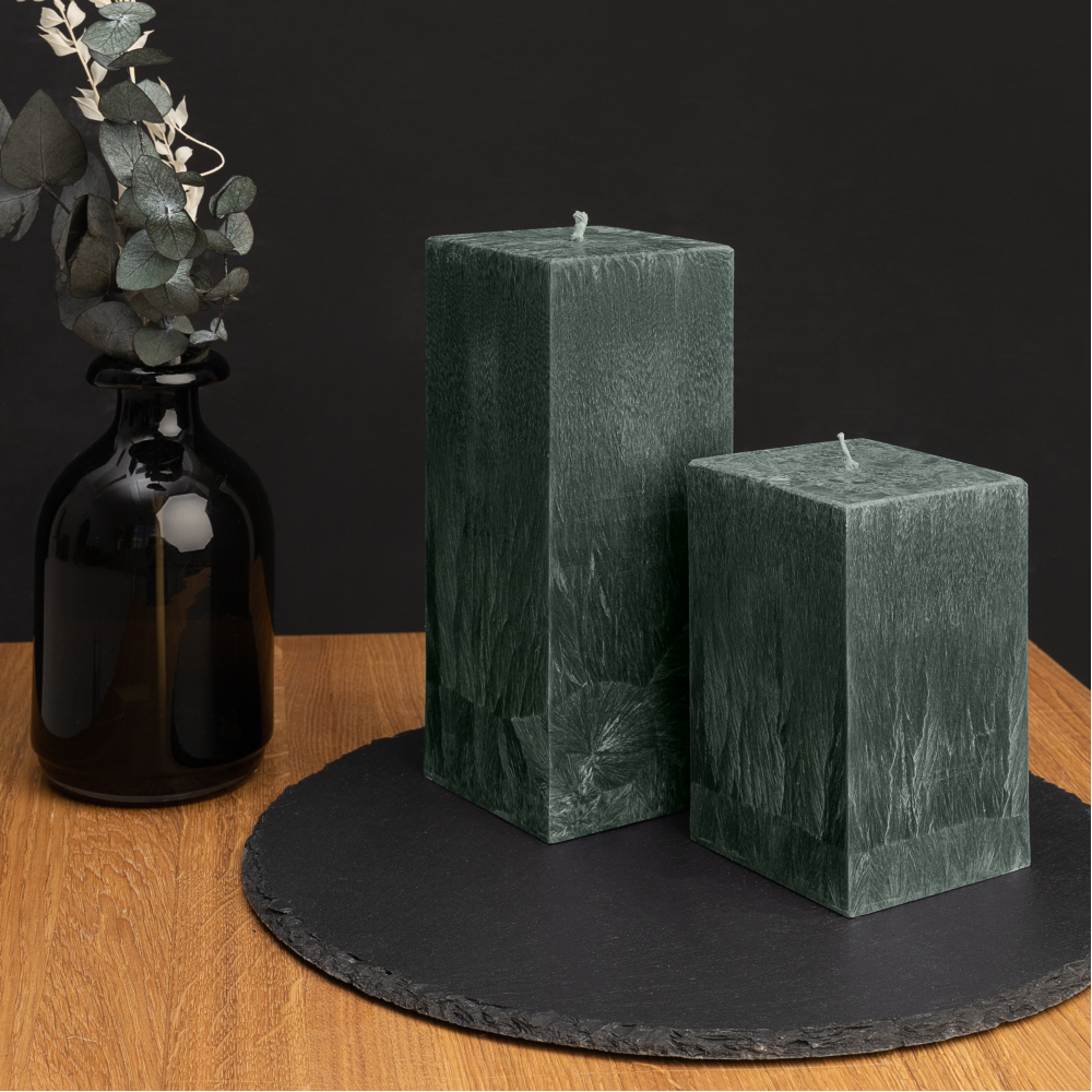 Handgefertigte Kerze „Emerald“ 1 Stk.. Kerzen