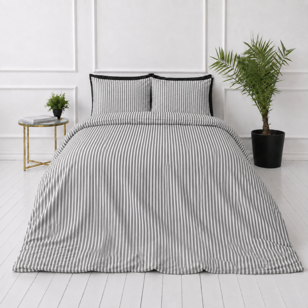 Leinen bettwäsche "Linen Grey Stripes“. Bettwäsche 150x200, 135/140x200 cm, 150x200 cm, 155/160x200 cm, 180x200 cm, 200x200 cm, 200x220 cm, 220x240 cm. Zeitloses bettwäsche-set mit schmalem streifenmuster in grau-weiß. Leinen bettwäsche "Linen Grey Stripes“. Bettwäsche 150x200, 135/140x200 cm, 150x200 cm, 155/160x200 cm, 180x200 cm, 200x200 cm, 200x220 cm, 220x240 cm. Zeitloses bettwäsche-set mit schmalem streifenmuster in grau-weiß.