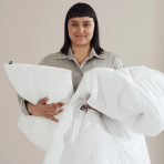 Kissen „Familon Superior Pillow“. Dezentes weißes familon kissen mit ruhigem look