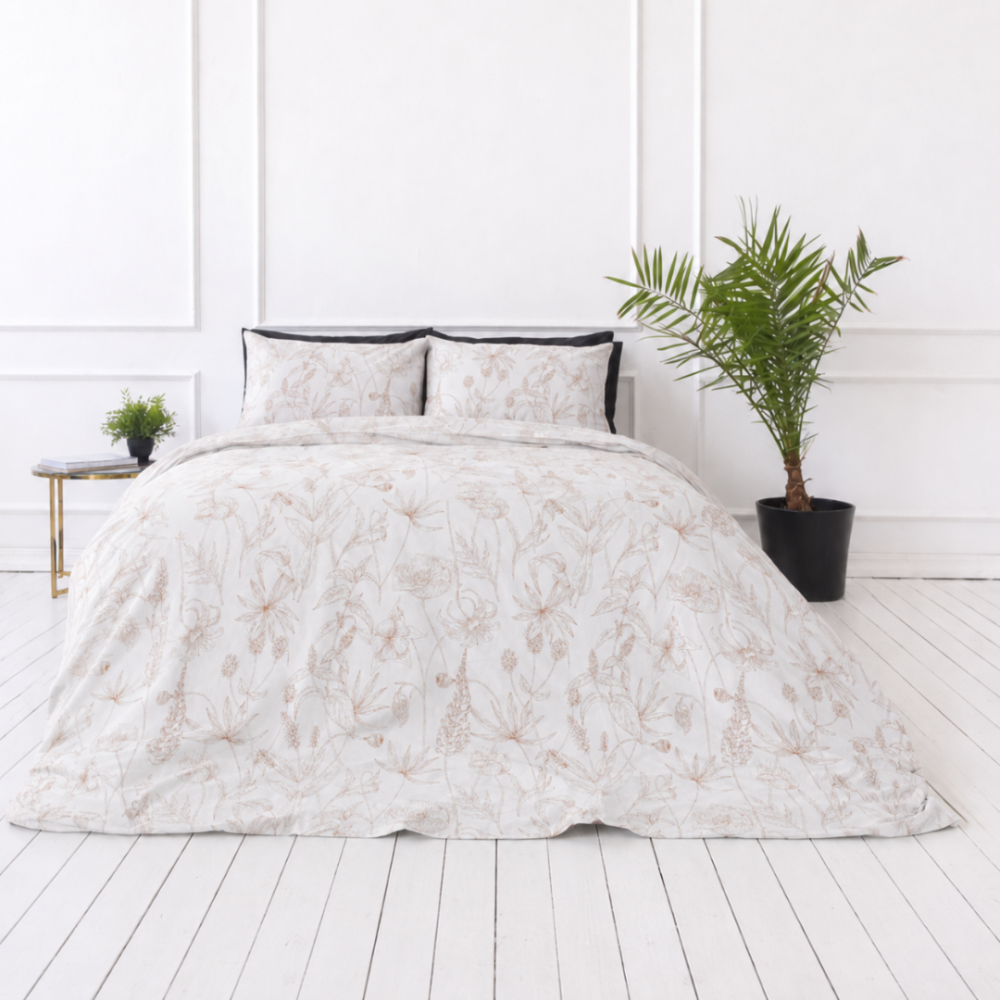 Bettwäsche set "Aubrielle". Bettwäsche 155x200, 135/140x200 cm, 150x200 cm, 155/160x200 cm, 180x200 cm, 200x200 cm, 200x220 cm, 220x240 cm. Helltoniges bettwäscheset mit sanfter pastelliger blütenzeichnung