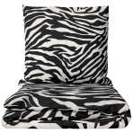 Bettwäsche set "Black Safari". Bettwäsche 155x200, 135/140x200 cm, 150x200 cm, 155/160x200 cm, 180x200 cm, 200x200 cm, 200x220 cm, 220x240 cm. Schwarz-weißes bettwäsche-set mit markantem zebra-dessin Bettwäsche set "Black Safari". Bettwäsche 155x200, 135/140x200 cm, 150x200 cm, 155/160x200 cm, 180x200 cm, 200x200 cm, 200x220 cm, 220x240 cm. Schwarz-weißes bettwäsche-set mit markantem zebra-dessin
