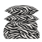 Bettwäsche set "Black Safari". Bettwäsche 155x200, 135/140x200 cm, 150x200 cm, 155/160x200 cm, 180x200 cm, 200x200 cm, 200x220 cm, 220x240 cm. Schwarz-weißes bettwäsche-set mit markantem zebra-dessin Bettwäsche set "Black Safari". Bettwäsche 155x200, 135/140x200 cm, 150x200 cm, 155/160x200 cm, 180x200 cm, 200x200 cm, 200x220 cm, 220x240 cm. Schwarz-weißes bettwäsche-set mit markantem zebra-dessin