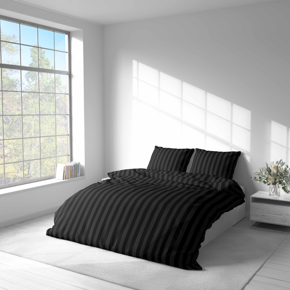 Bettwäsche set "Black Stripes". Bettwäsche 140x200, 135/140x200 cm, 155/160x200 cm, 200x200 cm, 200x220 cm. Vorgeschrittenes schwarzes bettwäscheset mit kräftigen streifenmustern, perfekt für einen modernen und schicken look.