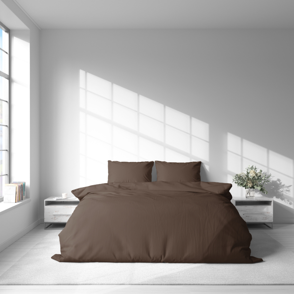 Bettwäsche set "Brunette". Bettwäsche einfarbig, 135/140x200 cm, 150x200 cm, 155/160x200 cm, 180x200 cm, 200x200 cm, 200x220 cm, 220x240 cm. Stilvolles braunes bettwäsche-set, das dem schlafzimmerdekor wärme verleiht.