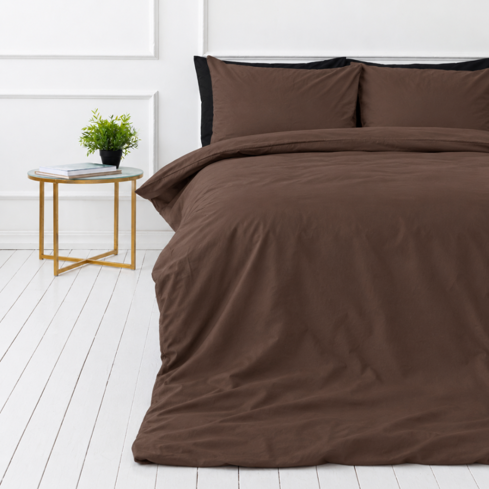 Bettwäsche set "Brunette". Bettwäsche einfarbig, 135/140x200 cm, 150x200 cm, 155/160x200 cm, 180x200 cm, 200x200 cm, 200x220 cm, 220x240 cm. Stilvolles braunes bettwäsche-set, das dem schlafzimmerdekor wärme verleiht. Bettwäsche set "Brunette". Bettwäsche einfarbig, 135/140x200 cm, 150x200 cm, 155/160x200 cm, 180x200 cm, 200x200 cm, 200x220 cm, 220x240 cm. Stilvolles braunes bettwäsche-set, das dem schlafzimmerdekor wärme verleiht.