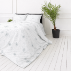 Bettwäsche set "Dandelion puff". Bettwäsche 155x200, 135/140x200 cm, 150x200 cm, 155/160x200 cm, 180x200 cm, 200x200 cm, 200x220 cm. Anspruchsvolles weißes bettwäscheset, geschmückt mit silbernen pusteblumen, das eine verträumte und ruhige atmosphäre verbreitet. Bettwäsche set "Dandelion puff". Bettwäsche 155x200, 135/140x200 cm, 150x200 cm, 155/160x200 cm, 180x200 cm, 200x200 cm, 200x220 cm. Anspruchsvolles weißes bettwäscheset, geschmückt mit silbernen pusteblumen, das eine verträumte und ruhige atmosphäre verbreitet.