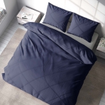 Bettwäsche set "Deep cobalt". Bettwäsche für Hotels, 135/140x200 cm, 200x200 cm, 200x220 cm. Luxuriöses marineblaues bettwäscheset für einen gemütlichen rückzugsort.