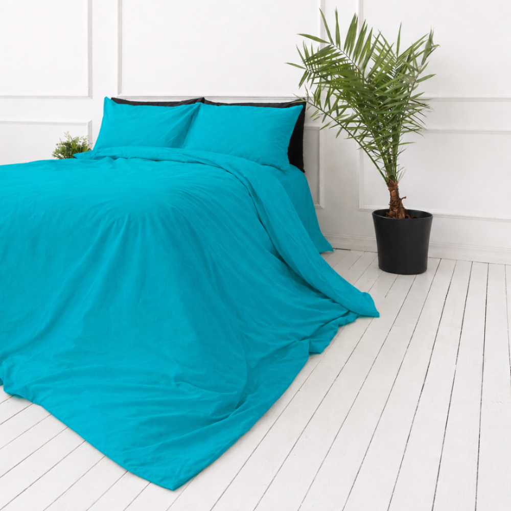 Bettwäsche set "Dreamy Waters". Bettwäsche 155x200, 135/140x200 cm, 150x200 cm, 155/160x200 cm, 180x200 cm, 200x200 cm, 200x220 cm, 220x240 cm. Helles cyanfarbenes bettwäscheset, das ihrem raum einen erfrischenden farbtupfer verleiht und eine friedliche sowie stilvolle schlafumgebung schafft. Bettwäsche set "Dreamy Waters". Bettwäsche 155x200, 135/140x200 cm, 150x200 cm, 155/160x200 cm, 180x200 cm, 200x200 cm, 200x220 cm, 220x240 cm. Helles cyanfarbenes bettwäscheset, das ihrem raum einen erfrischenden farbtupfer verleiht und eine friedliche sowie stilvolle schlafumgebung schafft.