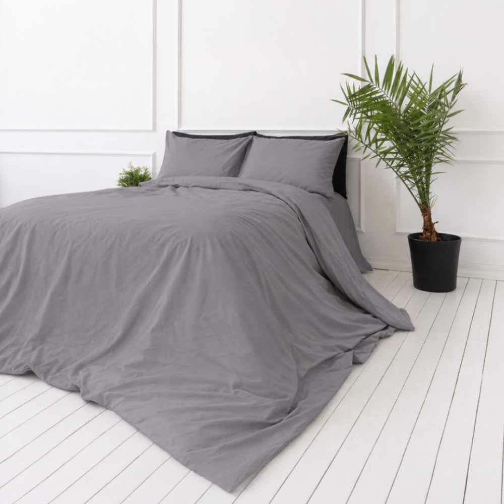 Bettwäsche set „Gull“. Bettwäsche 135x200, 135/140x200 cm, 200x200 cm, 200x220 cm. Elegantes graues bettwäscheset, das sich nahtlos in jede einrichtung einfügt und ein ruhiges und raffiniertes ambiente bietet. Bettwäsche set „Gull“. Bettwäsche 135x200, 135/140x200 cm, 200x200 cm, 200x220 cm. Elegantes graues bettwäscheset, das sich nahtlos in jede einrichtung einfügt und ein ruhiges und raffiniertes ambiente bietet.