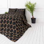 Bettwäsche set "Lavahive". Schwarze Bettwäsche, 135/140x200 cm, 150x200 cm, 155/160x200 cm, 180x200 cm, 200x200 cm, 200x220 cm. Bettwäsche-set-design auf schwarzem hintergrund, das an funken erinnert.