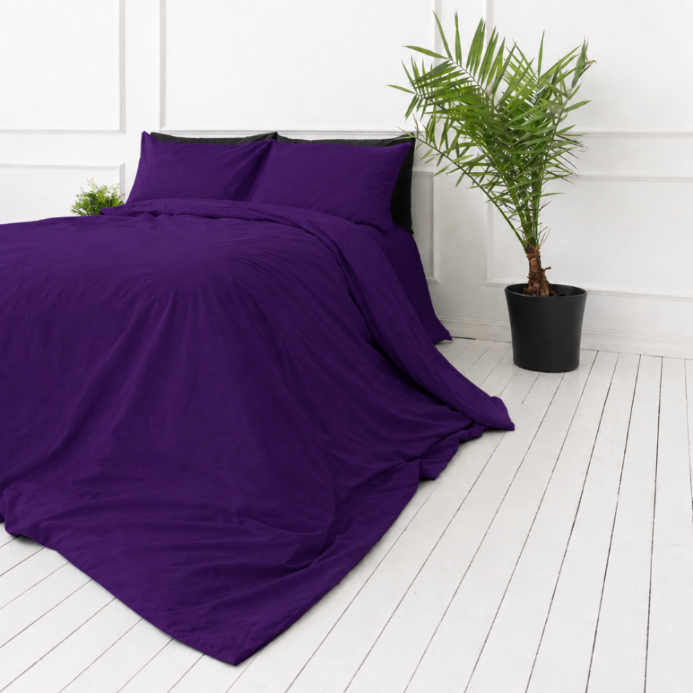 Bettwäsche set "Pansy". Bettwäsche 135x200, 135/140x200 cm, 150x200 cm, 155/160x200 cm, 180x200 cm, 200x200 cm, 200x220 cm, 220x240 cm. Tiefviolettes bettwäscheset, das ihrem bett mit einer kräftigen, lebendigen farbe einen gemütlichen und schicken look verleiht. Bettwäsche set "Pansy". Bettwäsche 135x200, 135/140x200 cm, 150x200 cm, 155/160x200 cm, 180x200 cm, 200x200 cm, 200x220 cm, 220x240 cm. Tiefviolettes bettwäscheset, das ihrem bett mit einer kräftigen, lebendigen farbe einen gemütlichen und schicken look verleiht.