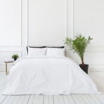Bettwäsche set "Pearl". Bettwäsche 155x200, 135/140x200 cm, 150x200 cm, 155/160x200 cm, 180x200 cm, 200x200 cm, 200x220 cm, 220x240 cm. Reinweißes bettwäscheset, das ihrem schlafzimmer helligkeit verleiht. Bettwäsche set "Pearl". Bettwäsche 155x200, 135/140x200 cm, 150x200 cm, 155/160x200 cm, 180x200 cm, 200x200 cm, 200x220 cm, 220x240 cm. Reinweißes bettwäscheset, das ihrem schlafzimmer helligkeit verleiht.