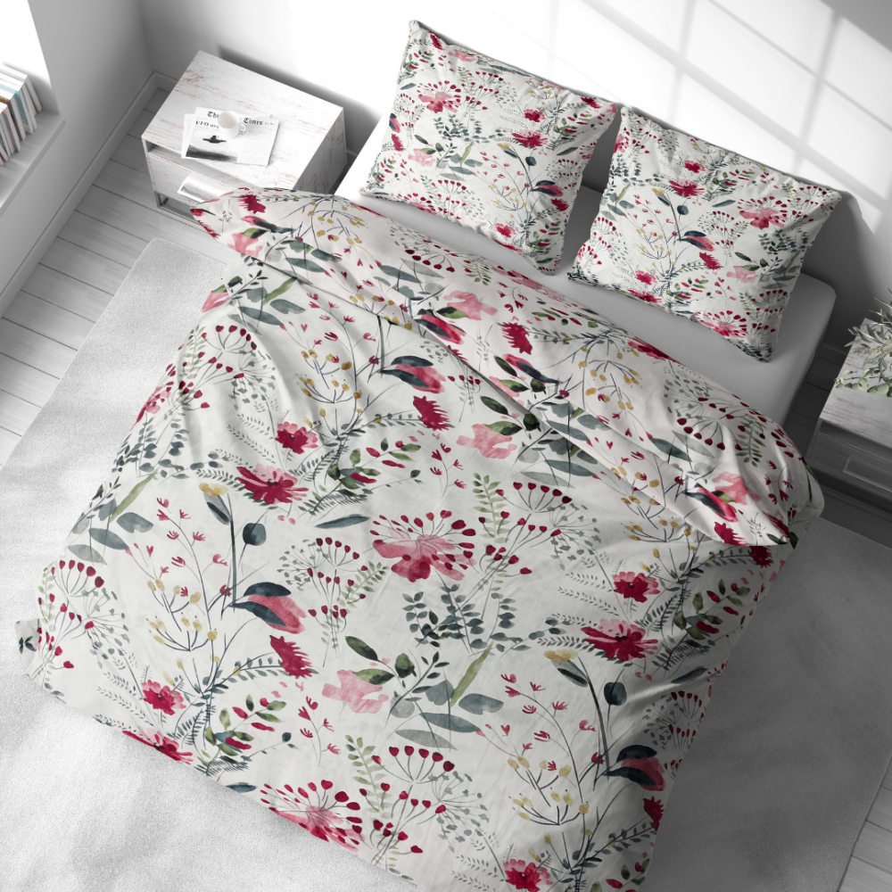 Bettwäsche set "Sparkling Flowers". Bettwäsche 140x200, 135/140x200 cm, 200x200 cm, 200x220 cm. Design‑aquarellmuster mit rosafarbenen blumen und grünen blattzeichnungen auf weiß.