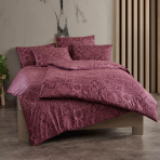Bettwäsche set "Tokyo Grape". Bettwäsche Baumwolle, 135/140x200 cm, 200x200 cm, 200x220 cm. Traubenfarbenes bettwäscheset mit aufwendigen ornamenten, die an das pulsierende leben in tokio erinnern.
