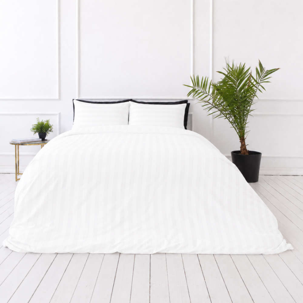 Premium satin bettwäsche set "White Stripe Sateen". Mako Satin Bettwäsche, 135/140x200 cm, 150x200 cm, 155/160x200 cm, 180x200 cm, 200x200 cm, 200x220 cm, 220x240 cm. Helles bettwäsche-set mit feinem ton-in-ton-streifendesign Premium satin bettwäsche set "White Stripe Sateen". Mako Satin Bettwäsche, 135/140x200 cm, 150x200 cm, 155/160x200 cm, 180x200 cm, 200x200 cm, 200x220 cm, 220x240 cm. Helles bettwäsche-set mit feinem ton-in-ton-streifendesign