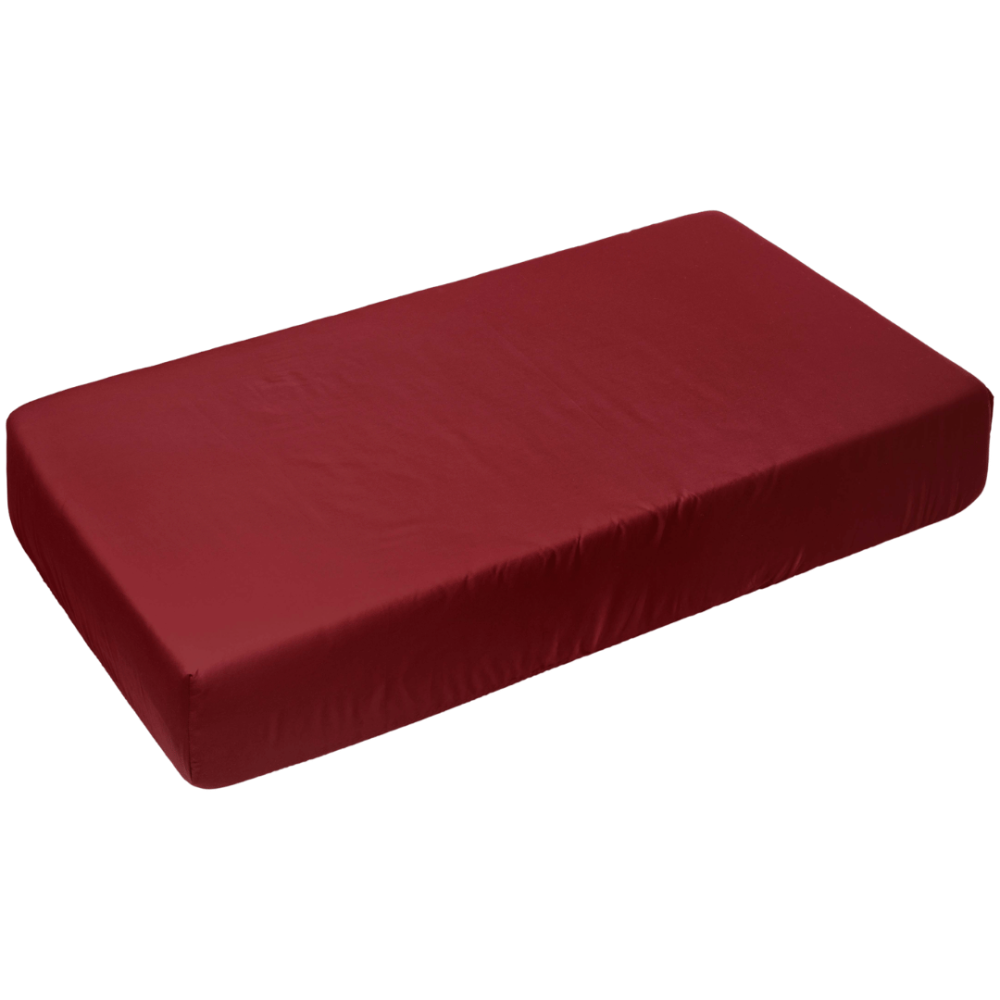 Satin Spannbettlaken „Sun-dried Tomato Sateen“. Spannbettlaken 160x200, 90x200 cm, 135/140x200 cm, 160x200 cm, 180x200 cm. Unifarbenes spannleintuch in kräftigem rot ohne muster. Satin Spannbettlaken „Sun-dried Tomato Sateen“. Spannbettlaken 160x200, 90x200 cm, 135/140x200 cm, 160x200 cm, 180x200 cm. Unifarbenes spannleintuch in kräftigem rot ohne muster.
