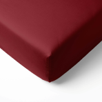Satin Spannbettlaken „Sun-dried Tomato Sateen“. Spannbettlaken 160x200, 90x200 cm, 135/140x200 cm, 160x200 cm, 180x200 cm. Spannleintuch in dunkelrot mit einer warmen bordeauxnuance. Satin Spannbettlaken „Sun-dried Tomato Sateen“. Spannbettlaken 160x200, 90x200 cm, 135/140x200 cm, 160x200 cm, 180x200 cm. Spannleintuch in dunkelrot mit einer warmen bordeauxnuance.