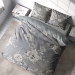 Satin Kissenbezüge „Pivoine“. Chicer grauer kissenbezug mit zarten weißen blumen, der deinem bett eine subtile, von der natur inspirierte schönheit verleiht.