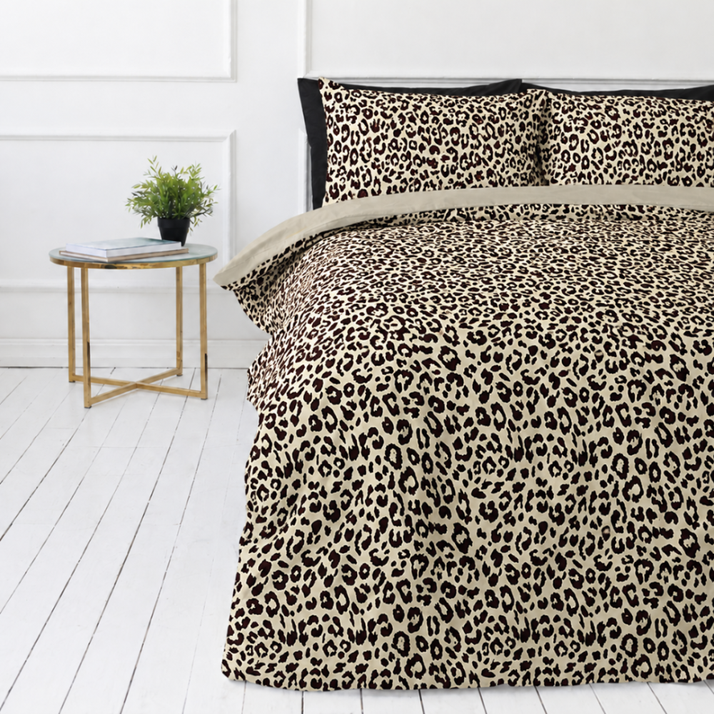 Satin bettwäsche set "Exotic Leopard". Beige Bettwäsche, 135/140x200 cm, 200x200 cm, 200x220 cm. Bettwäsche-set aus baumwollsatin mit leopardenmuster Satin bettwäsche set "Exotic Leopard". Beige Bettwäsche, 135/140x200 cm, 200x200 cm, 200x220 cm. Bettwäsche-set aus baumwollsatin mit leopardenmuster