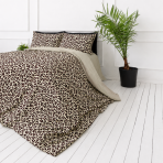 Satin bettwäsche set "Exotic Leopard". Beige Bettwäsche, 135/140x200 cm, 200x200 cm, 200x220 cm. Sandfarbenes bettwäsche-set mit schwarz-braunen leo-motiven Satin bettwäsche set "Exotic Leopard". Beige Bettwäsche, 135/140x200 cm, 200x200 cm, 200x220 cm. Sandfarbenes bettwäsche-set mit schwarz-braunen leo-motiven