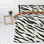 Satin bettwäsche set "Exotic Zebra". Bettwäsche 135x200, 135/140x200 cm, 200x200 cm, 200x220 cm. Bettwäsche-set aus baumwollsatin mit schwarz-weißem zebramuster Satin bettwäsche set "Exotic Zebra". Bettwäsche 135x200, 135/140x200 cm, 200x200 cm, 200x220 cm. Bettwäsche-set aus baumwollsatin mit schwarz-weißem zebramuster