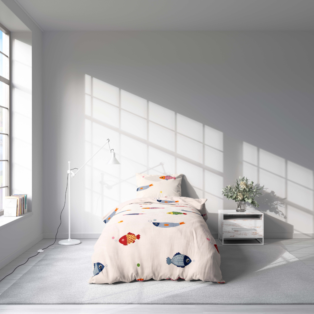 Premium satin bettwäsche set "Fish wish". Bettwäsche 135x200, 100x140 cm, 135/140x200 cm. Kinderbettwäsche mit blauen und roten fischmotiven