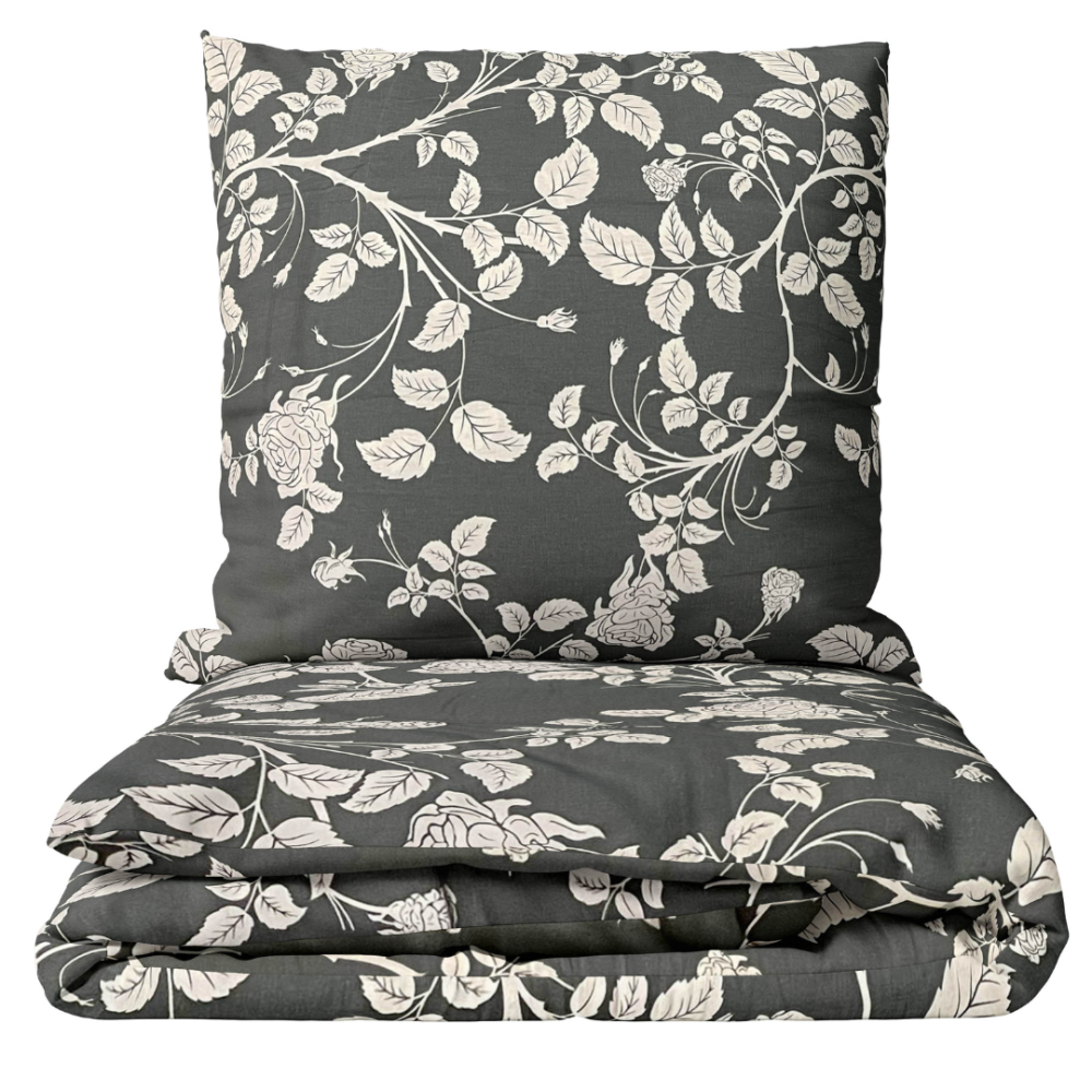 Premium satin bettwäsche set "Lunar Rose". Bettwäsche aus Satin, 135/140x200 cm, 200x200 cm, 200x220 cm. Graue bettwäsche mit hellen rosenzweigen und -blüten, die dem schlafzimmer einen weichen, romantischen touch verleihen.