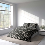 Premium satin bettwäsche set "Night Flowers". Bettwäsche aus Satin, 135/140x200 cm, 200x200 cm, 200x220 cm. Schwarzes bettwäscheset mit schönen weißen landhausblumen für ein schickes aussehen.