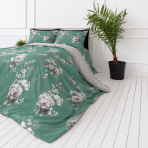 Satin bettwäsche set "Sage Whisper". Gemusterte Bettwäsche, 135/140x200 cm, 150x200 cm, 155/160x200 cm, 180x200 cm, 200x200 cm, 200x220 cm. Stilvolles grünes bettwäscheset mit filigranen grauen blumen- und blattmustern für einen raffinierten touch.