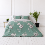 Satin bettwäsche set "Sage Whisper". Gemusterte Bettwäsche, 135/140x200 cm, 150x200 cm, 155/160x200 cm, 180x200 cm, 200x200 cm, 200x220 cm. Erfrischendes grünes bettwäscheset mit grauen blumen und blättern, perfekt für ein beruhigendes schlafzimmerambiente.