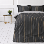 Satin bettwäsche set "Tones". Bettwäsche 155x200, 135/140x200 cm, 200x200 cm, 200x220 cm. Modernne tumehall voodipesu komplekt, millel on stiilsed vertikaalsed jooned halli, valge ja oranži värvipaletis. Satin bettwäsche set "Tones". Bettwäsche 155x200, 135/140x200 cm, 200x200 cm, 200x220 cm. Modernne tumehall voodipesu komplekt, millel on stiilsed vertikaalsed jooned halli, valge ja oranži värvipaletis.