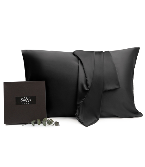 Der Seidenkissenbezug „Obsidian Silk“. Seidenkissenbezug