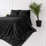 Seidenbettwäsche set "Onyx Silk". Bettwäsche sets, 200x220 cm. Luxuriöses schwarzes seidenbettzeug mit intensivem schimmer und weichen drapierungen. Seidenbettwäsche set "Onyx Silk". Bettwäsche sets, 200x220 cm. Luxuriöses schwarzes seidenbettzeug mit intensivem schimmer und weichen drapierungen.