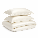 Seidenbettwäsche set "Pearl White Silk". Weiße Bettwäsche, 200x220 cm. Dieses cremefarbene luxuriöse seidenbettwäsche-set besticht durch seine edle optik.