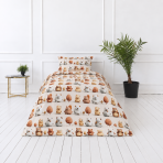 Kinderbettwäsche set "Besties". Bettwäsche 155x200, 135/140x200 cm, 150x200 cm, 155/160x200 cm. Cremefarbene bettwäsche mit süßen bären und bäumen in braun-orange. Kinderbettwäsche set "Besties". Bettwäsche 155x200, 135/140x200 cm, 150x200 cm, 155/160x200 cm. Cremefarbene bettwäsche mit süßen bären und bäumen in braun-orange.