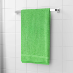 Badetuch „Green Economic Towel“. Badetücher, 60x35 cm, 100x45 cm. Leuchtend grünes handtuch mit minimalistischem streifen unten